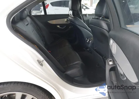 2015 Mercedes-Benz C 300 4Matic/Luxury 4Matic/Sport 4Matic from USA, damaged, VIN 55SWF4KB6FU023015